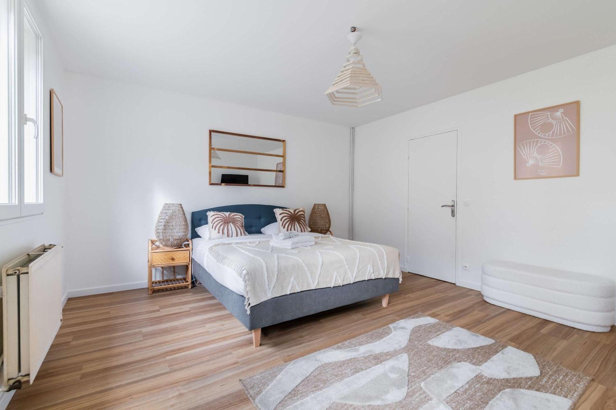 Villa Romainville Paris Pour 8 Personnes - Flat-Guest Eksteriør bilde